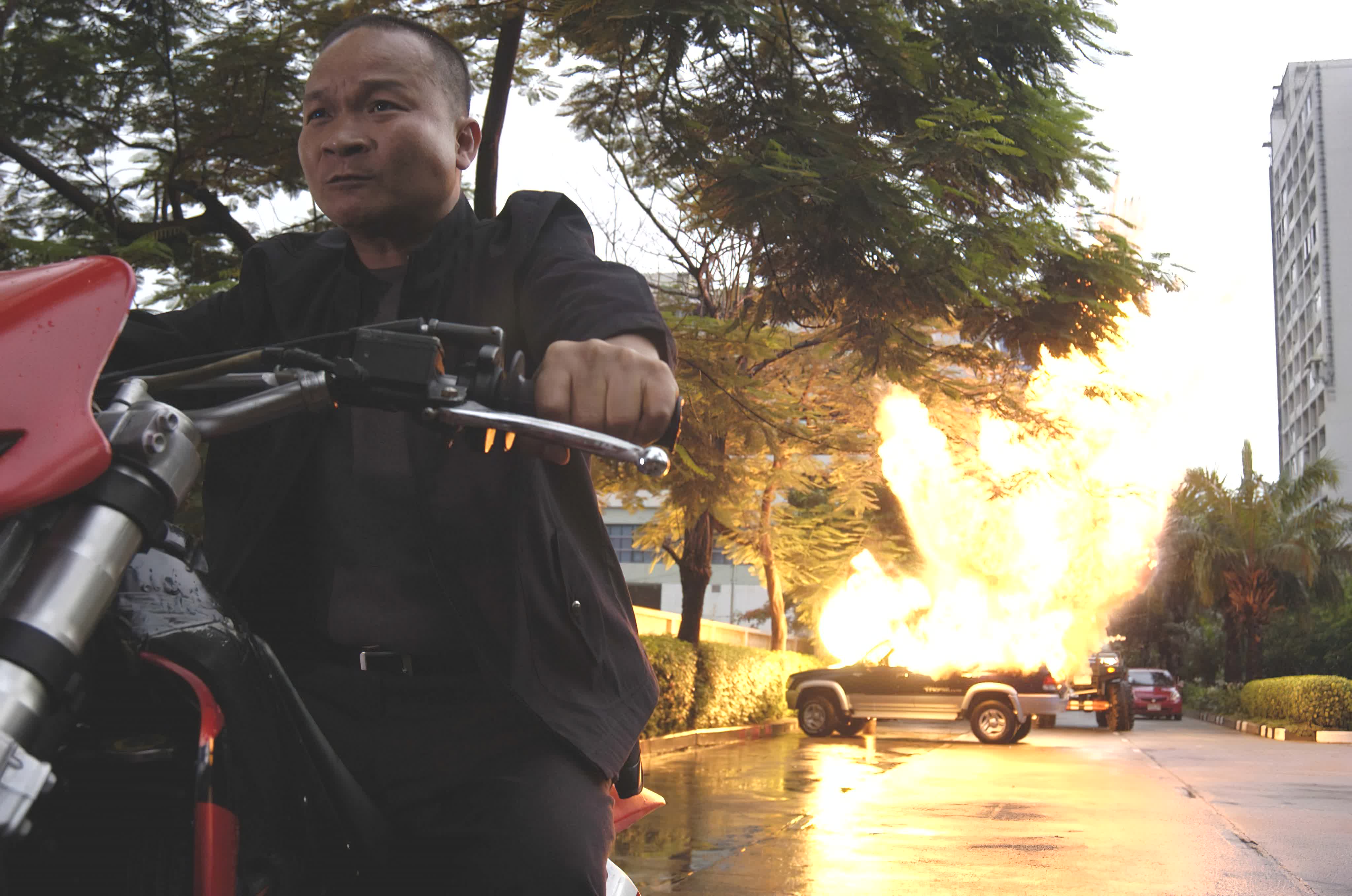 บอดี้การ์ดหน้าเหลี่ยม 2 (2007) - บอดี้การ์ดหน้าเหลี่ยม 2 (2007)