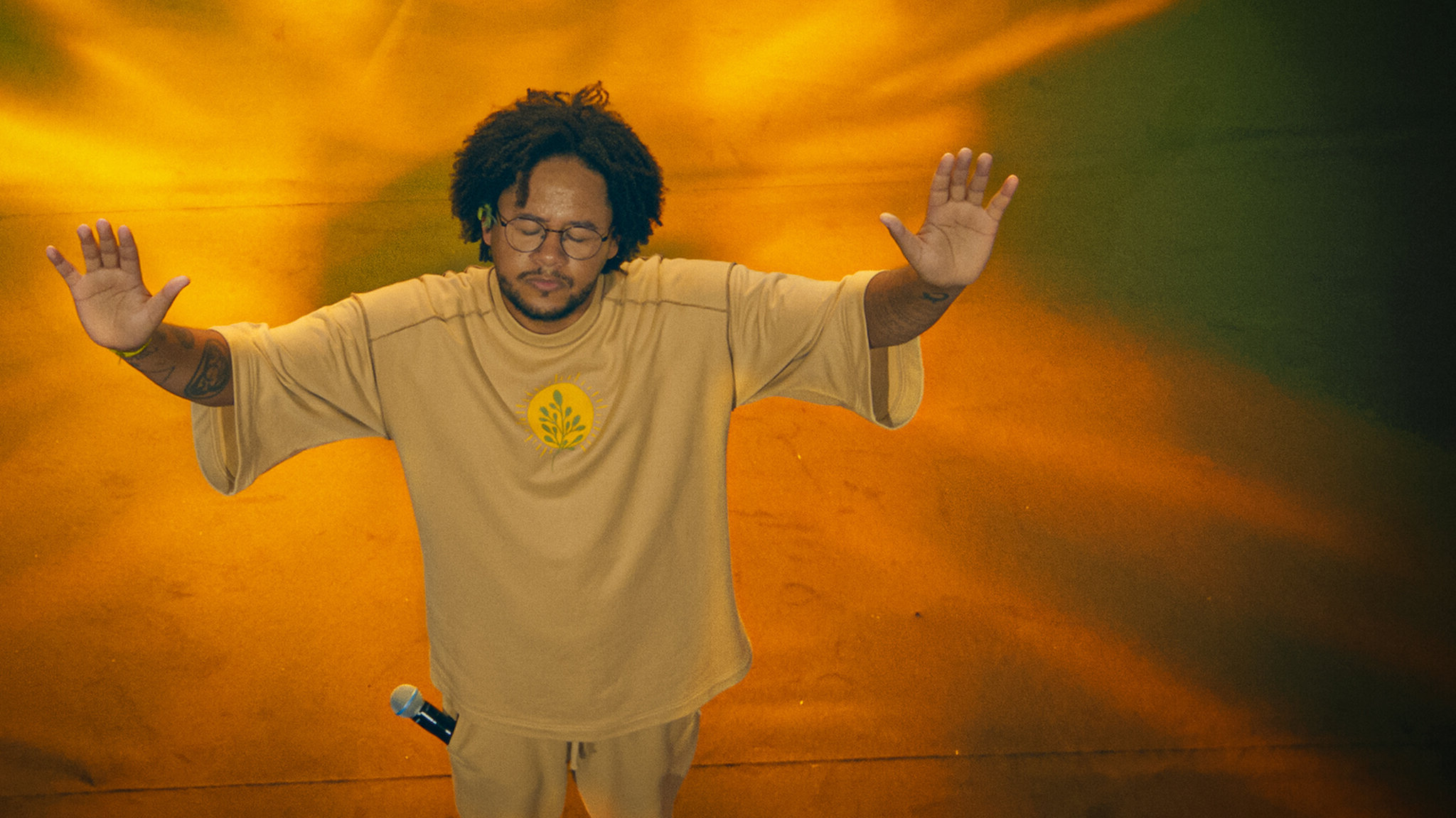 Emicida AmarElo  Ao Vivo (2021)  - Emicida AmarElo  Ao Vivo (2021) สดจากเซาเปาลู