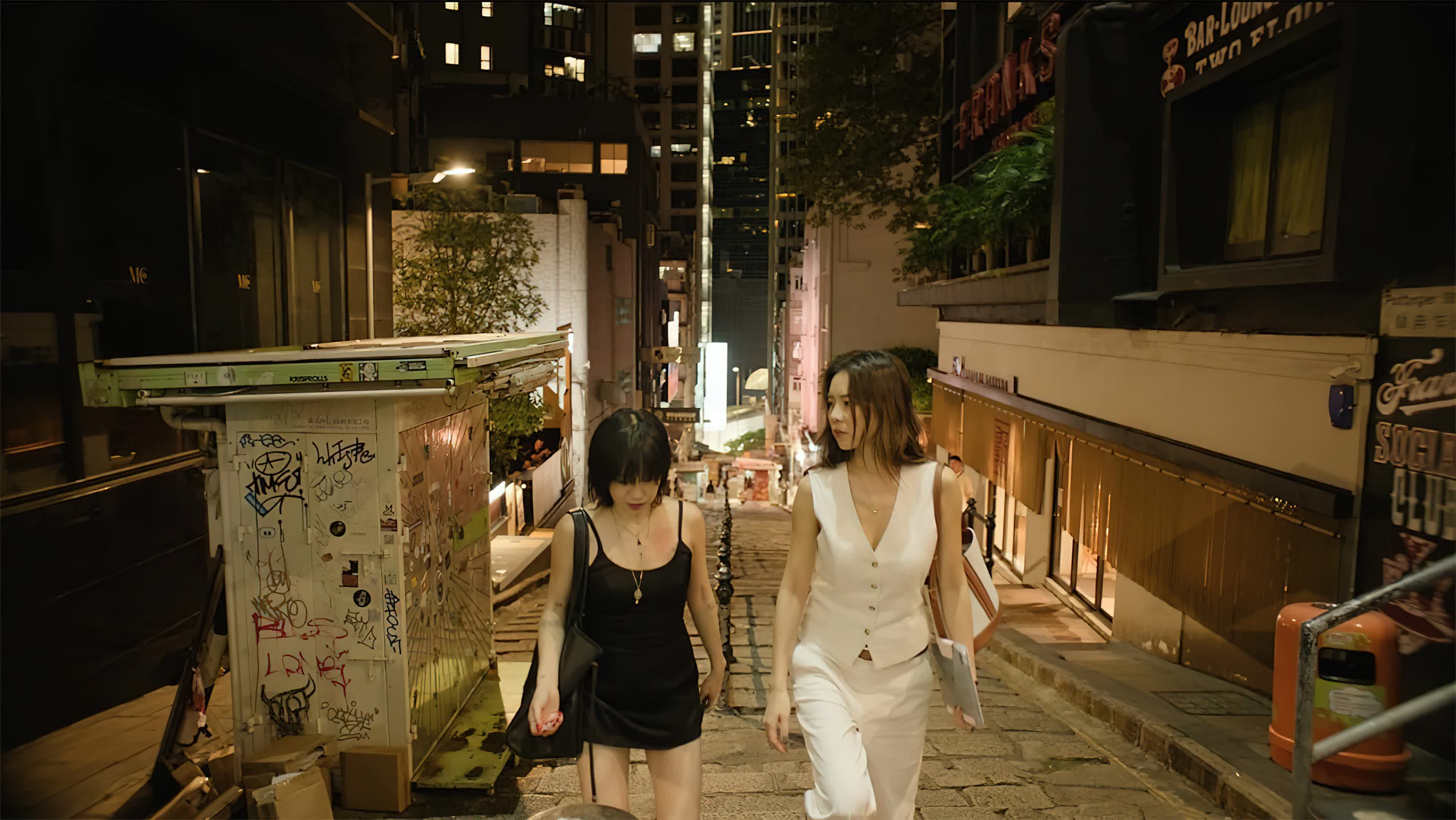 Zi Mui - สื่อ-เม่ย (2023)