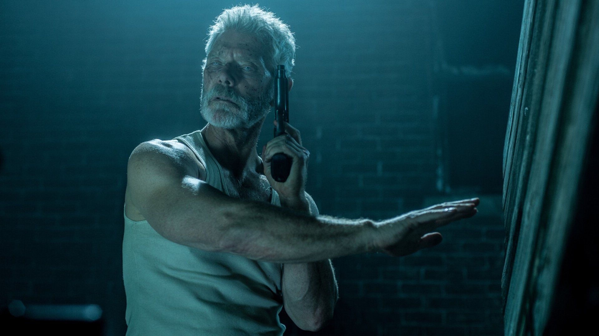 Don't Breathe (2016)  - Don't Breathe (2016) ลมหายใจสั่งตาย