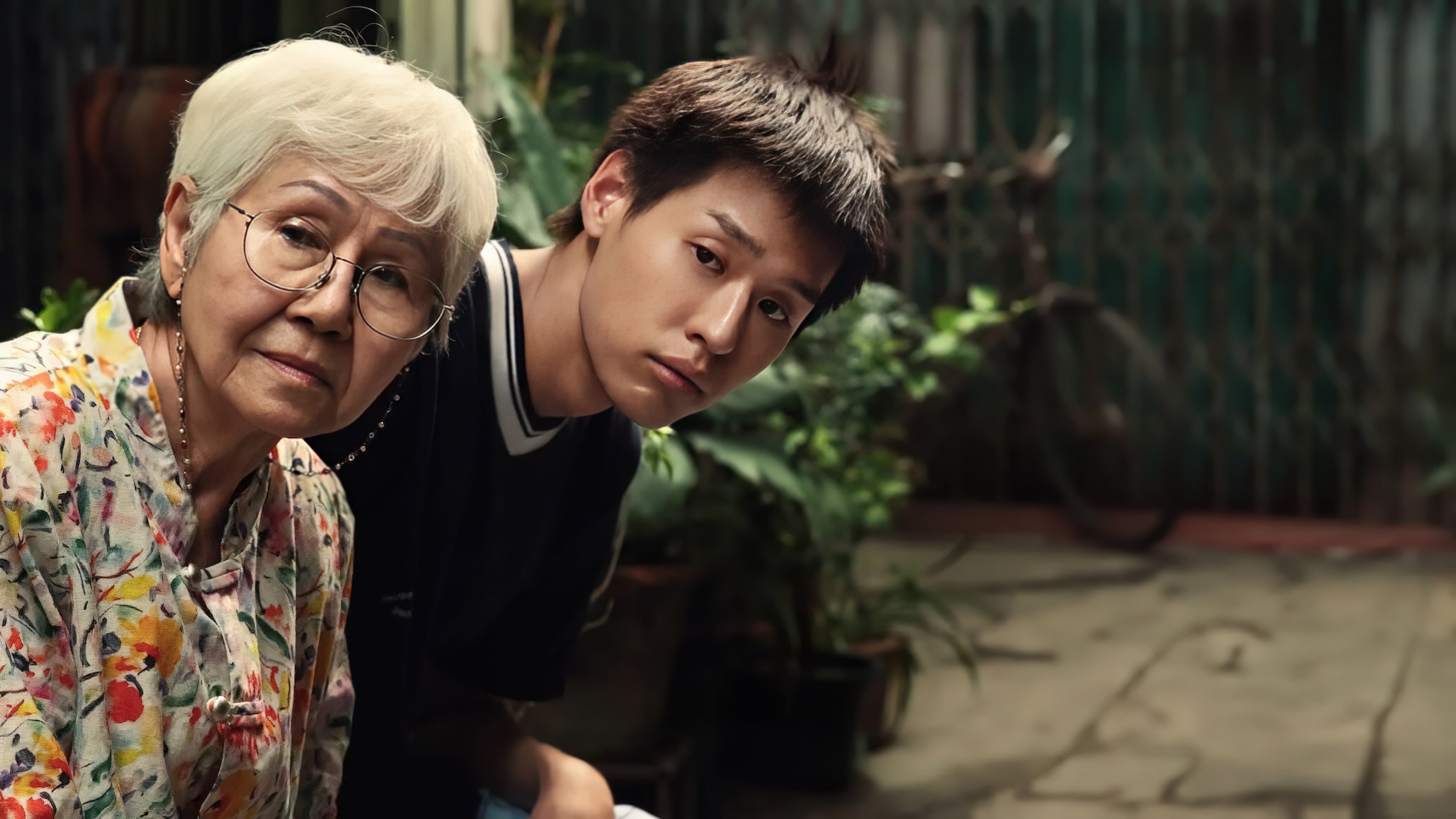 How To Make Millions Before Grandma Dies (2024) - หลานม่า (2024)