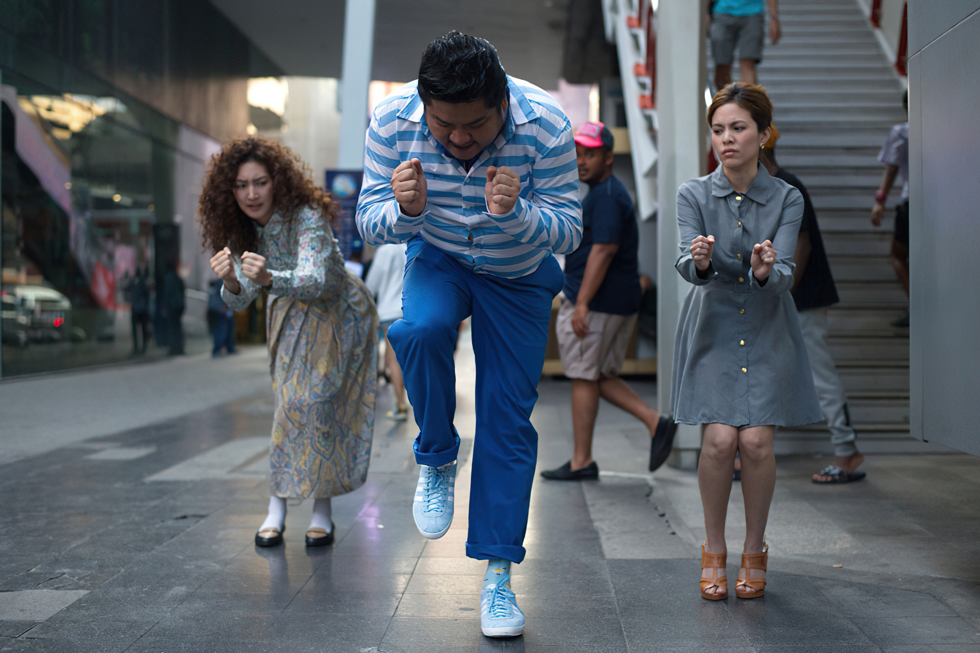 ป้าแฮปปี้ She ท่าเยอะ - ป้าแฮปปี้ She ท่าเยอะ