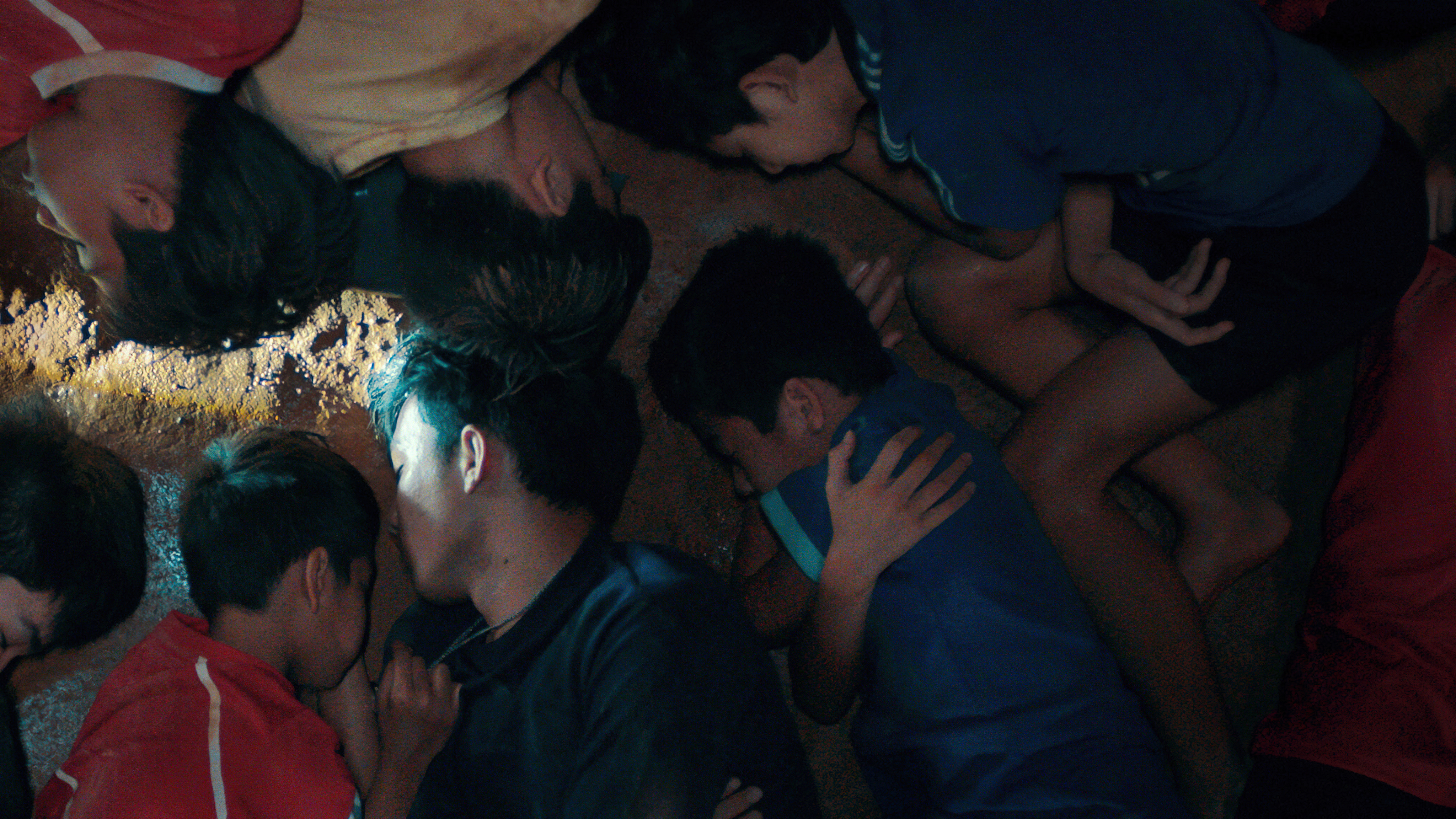 The Trapped 13 How We Survived The Thai Cave (2022) - 13 หมูป่า เรื่องเล่าจากในถ้ำ (2022)