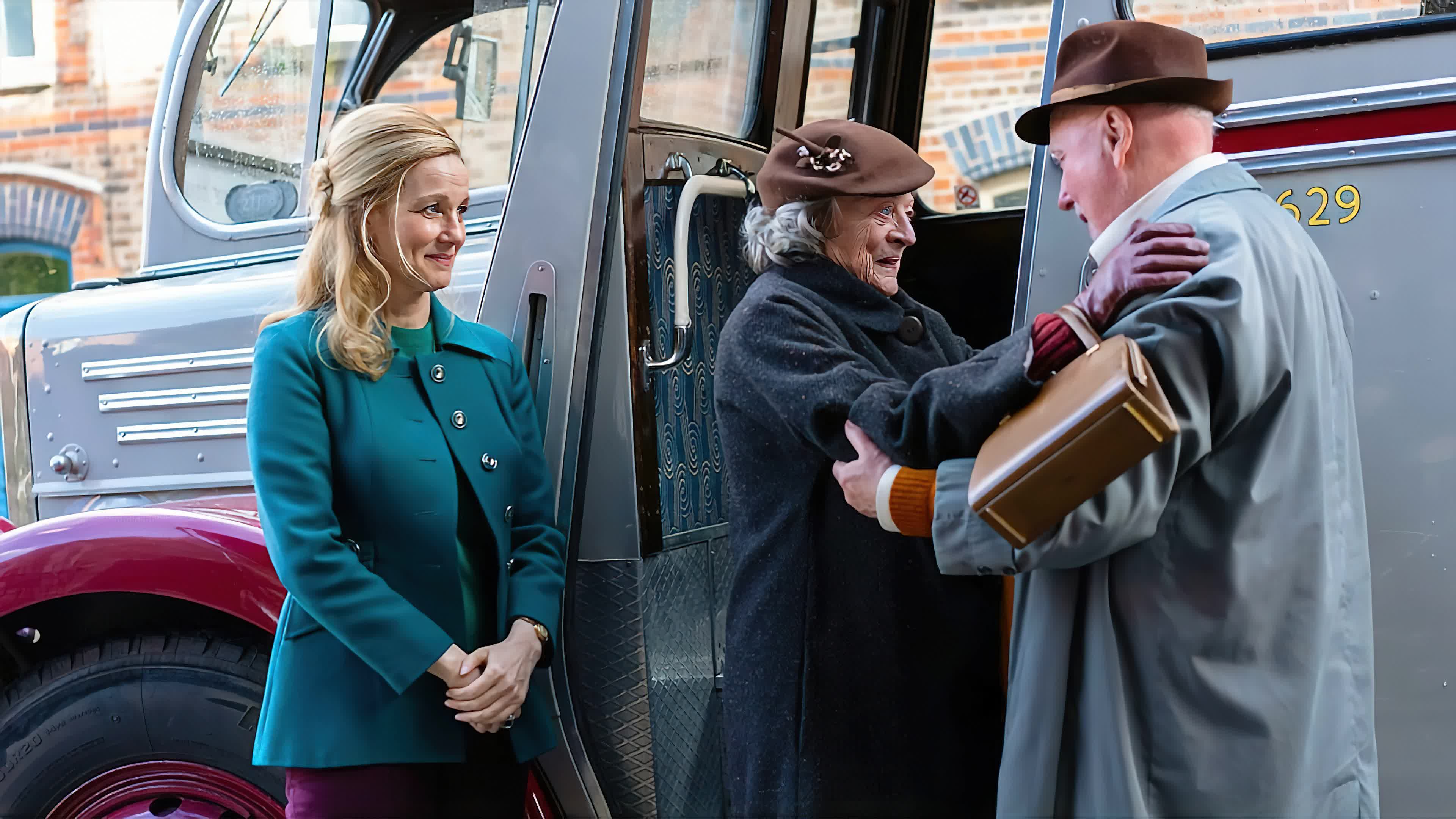 The Miracle Club (2023) มิตรภาพ ศรัทธา ปาฏิหาริย์