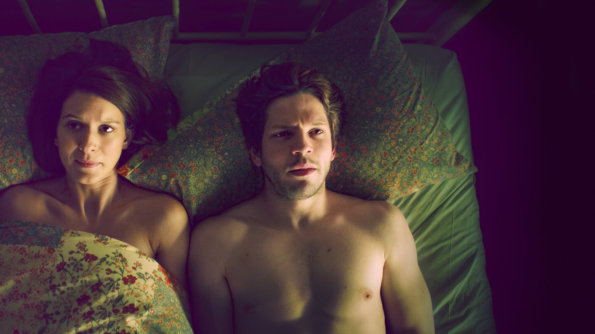 Crashing Season 1 (2016) -n- - Crashing Season 1 (2016)