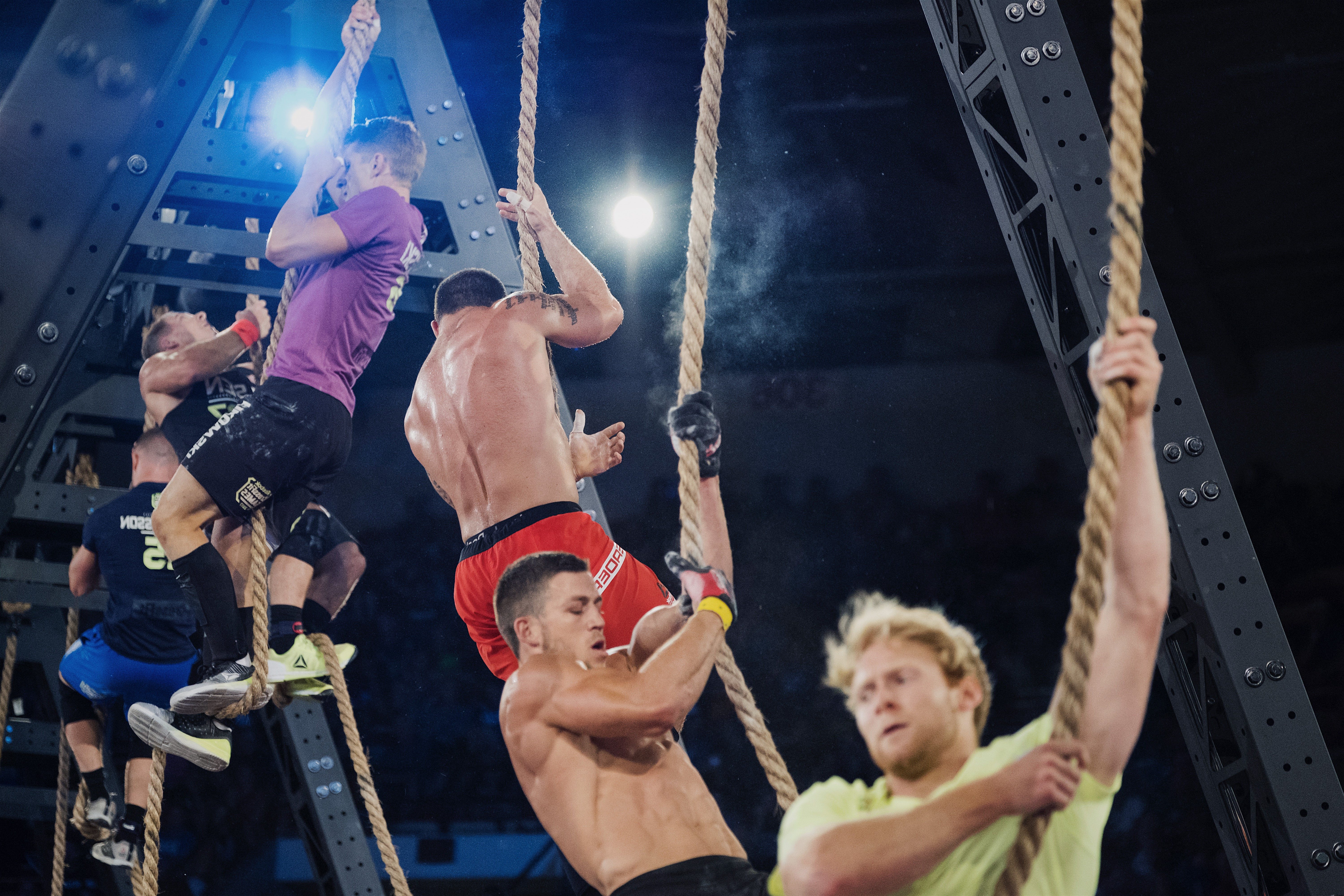 The Redeemed and the Dominant  Fittest on Earth (2018) -o- - แกร่งที่สุดในปฐพี ศึกแก้มือท้าดวลแชมป์ (2018)