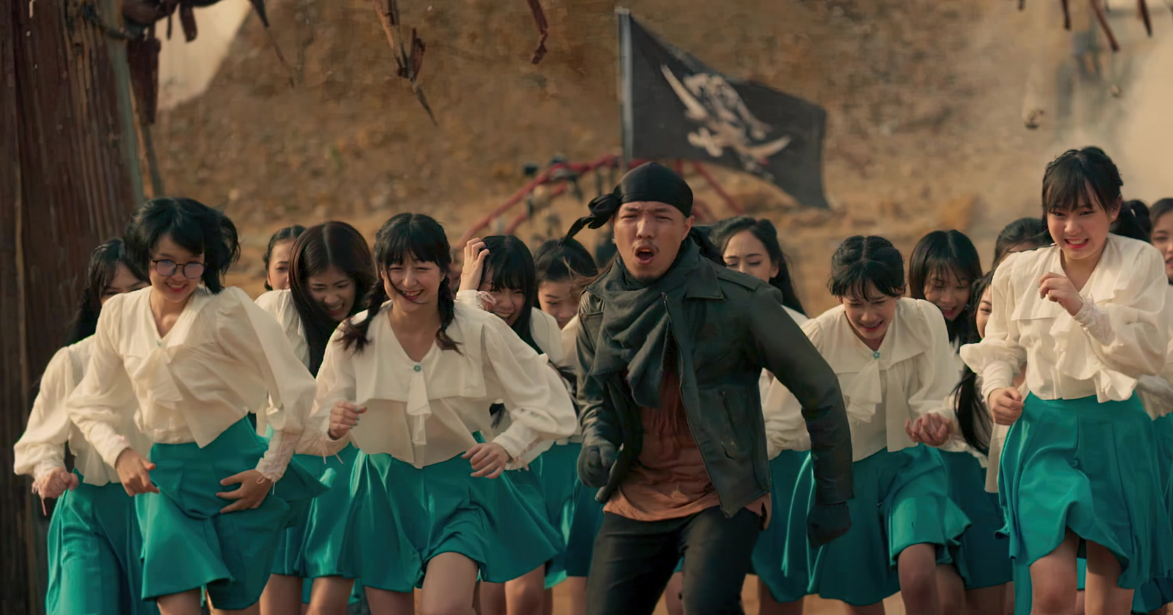 ห้าวเป้งจ๋า อย่าแกงน้อง (2021) God Bless The Trainees Too - ห้าวเป้งจ๋า อย่าแกงน้อง (2021)