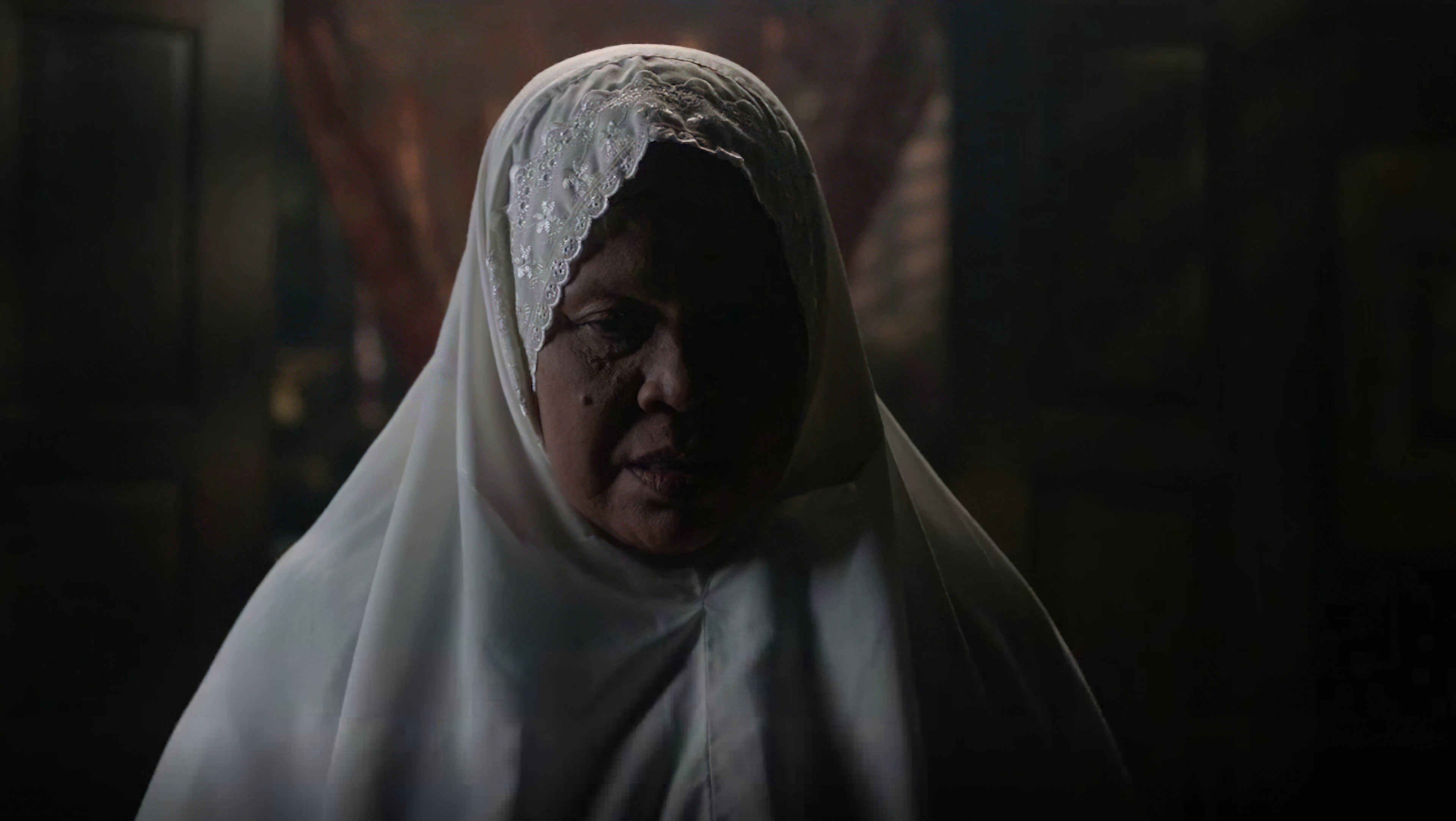 Don't Look Back... I Know Your Origins (2024) ณินตามติด